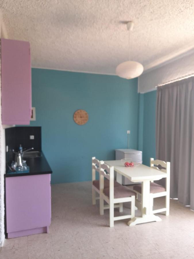 The Bongos - Socially Conscious Rooms, Part Of The Room Rate Goes To Charity Platanés Kültér fotó