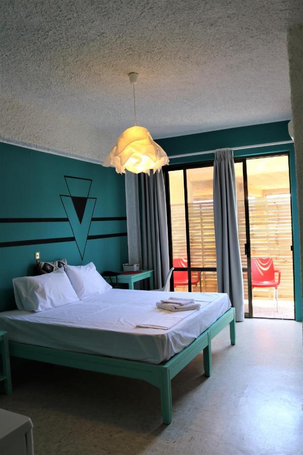 The Bongos - Socially Conscious Rooms, Part Of The Room Rate Goes To Charity Platanés Kültér fotó