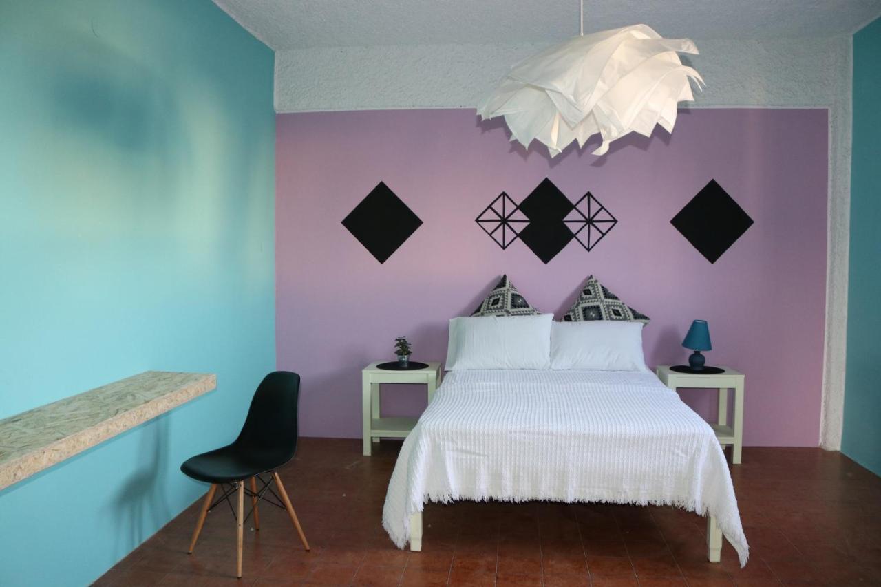 The Bongos - Socially Conscious Rooms, Part Of The Room Rate Goes To Charity Platanés Kültér fotó