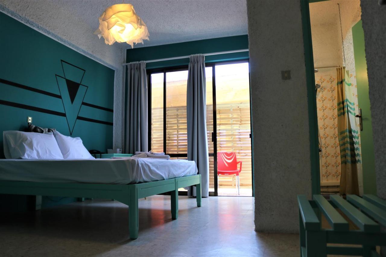 The Bongos - Socially Conscious Rooms, Part Of The Room Rate Goes To Charity Platanés Kültér fotó