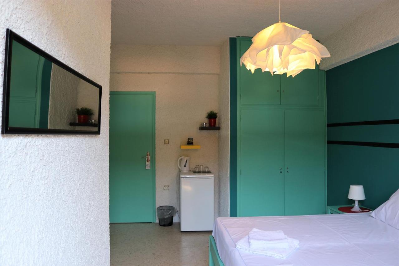 The Bongos - Socially Conscious Rooms, Part Of The Room Rate Goes To Charity Platanés Kültér fotó