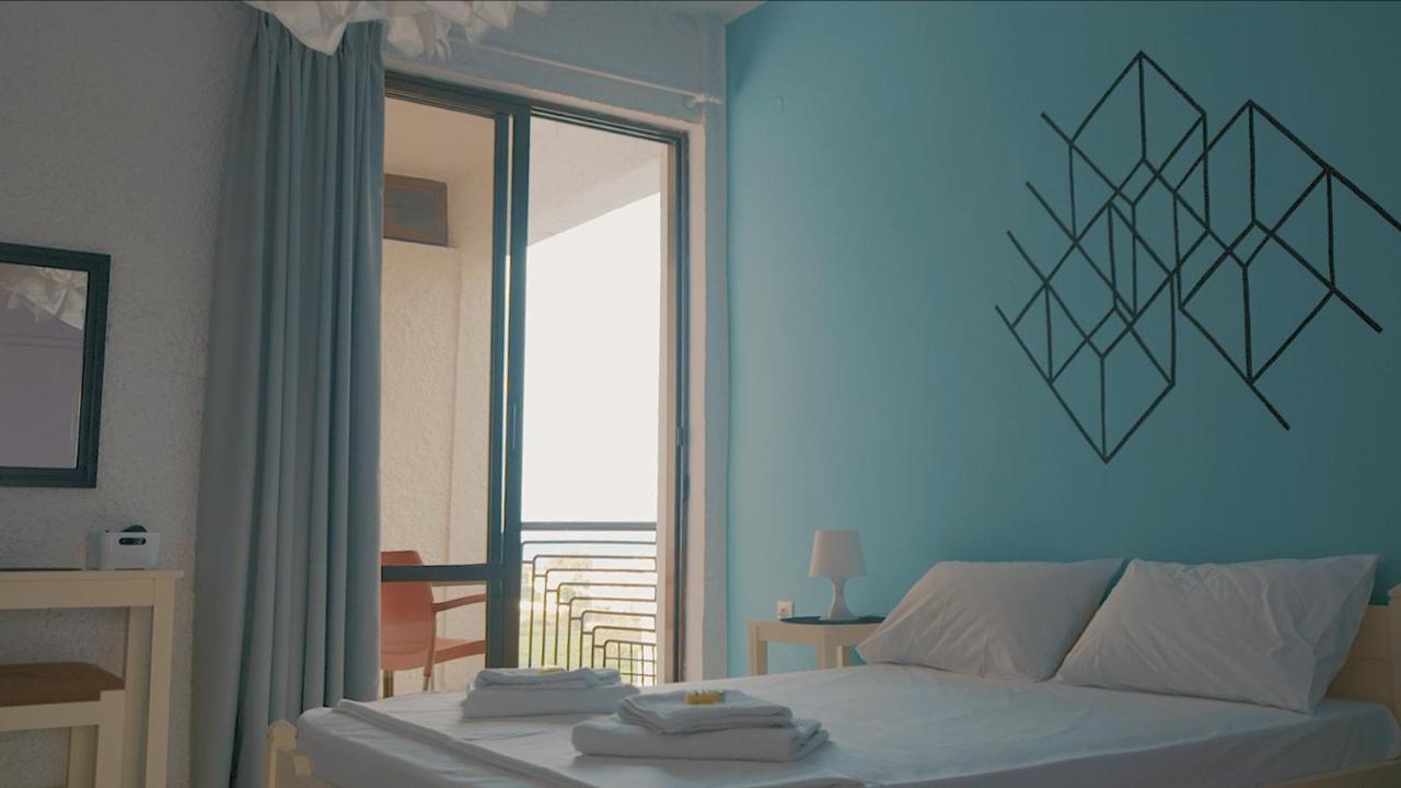 The Bongos - Socially Conscious Rooms, Part Of The Room Rate Goes To Charity Platanés Kültér fotó