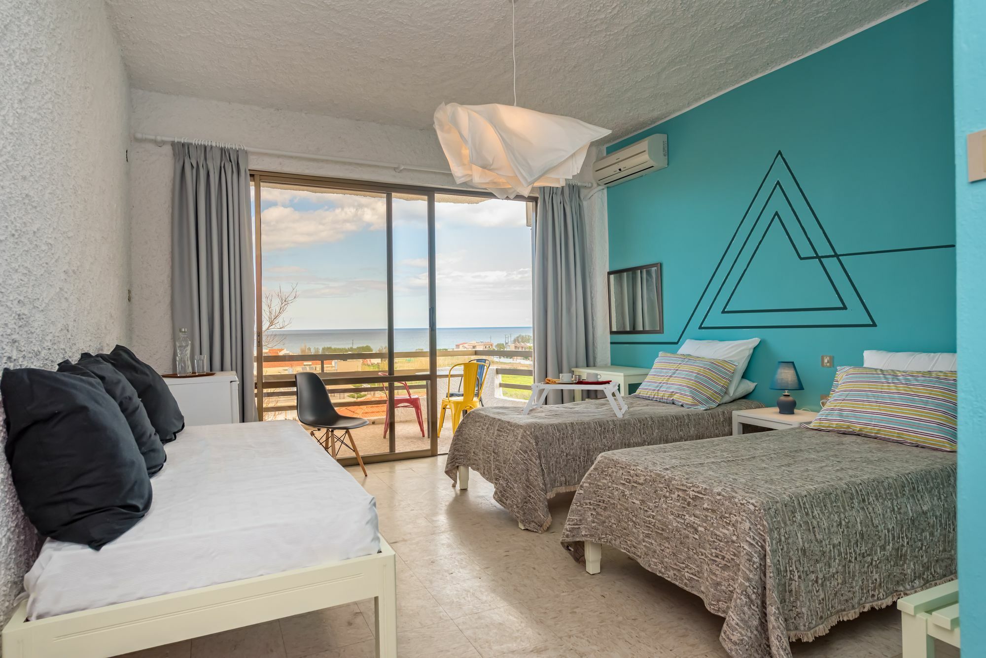 The Bongos - Socially Conscious Rooms, Part Of The Room Rate Goes To Charity Platanés Kültér fotó